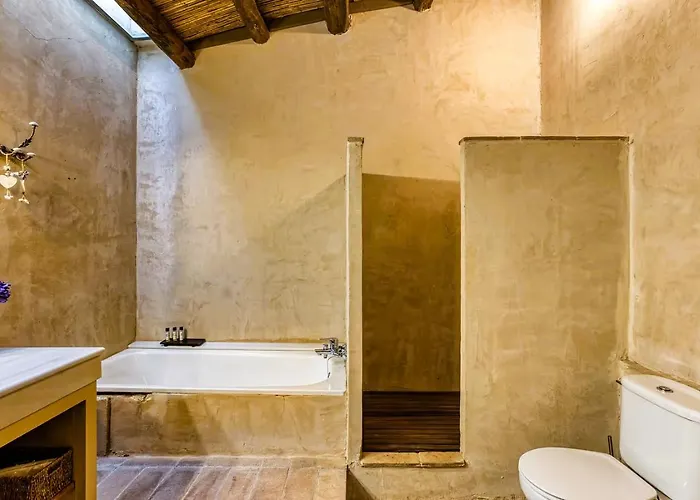 Casa Rustica De Lujo En La Costa Brava - 4 Bedrooms 8 Pax Vila *