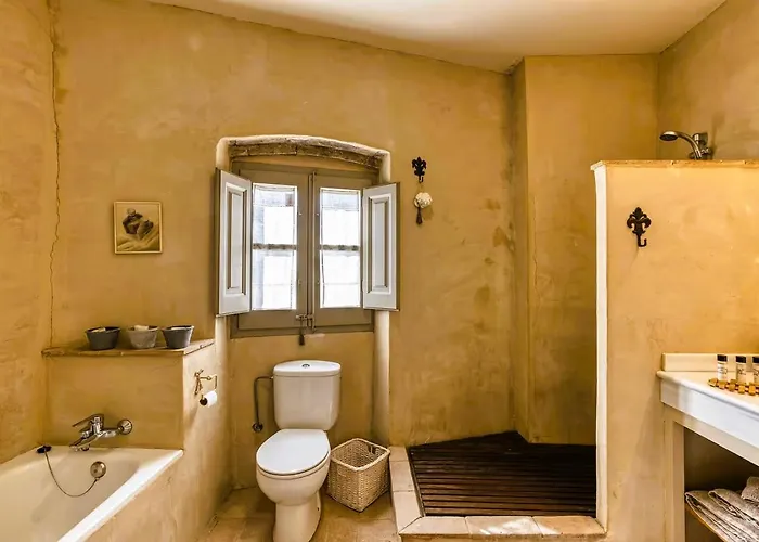 Casa Rustica De Lujo En La Costa Brava - 4 Bedrooms 8 Pax Riumors